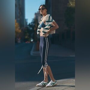 Find Me Now Y2K Athlesuire Navy Capris With White Side Stripes And Tie Size L